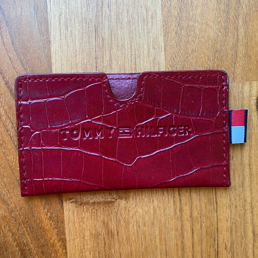 NWOT Tommy Hilfiger Red Leather Business Cards Wallet